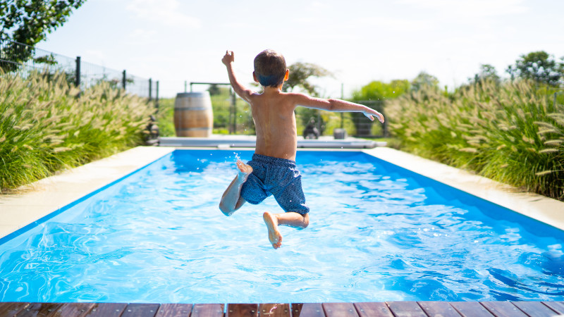 5 Reasons Why Custom Pools Are a Great Idea and You Should Have One Installed
