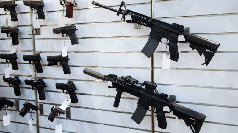 How to Pick a Gun Shop: A Comprehensive Guide