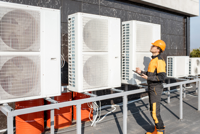 How to Pick the Most Competent Commercial HVAC Technicians: 4 Tips