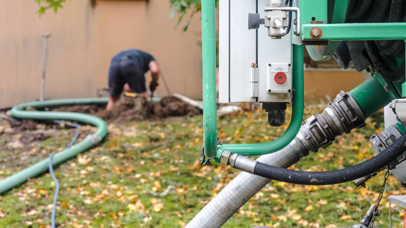 Plumbing or Septic Services? 3 Signs You Need a Septic Professional