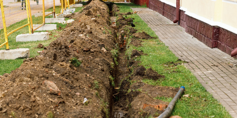 Drainage Services: Warning Signs Your Landscaping May Need Attention