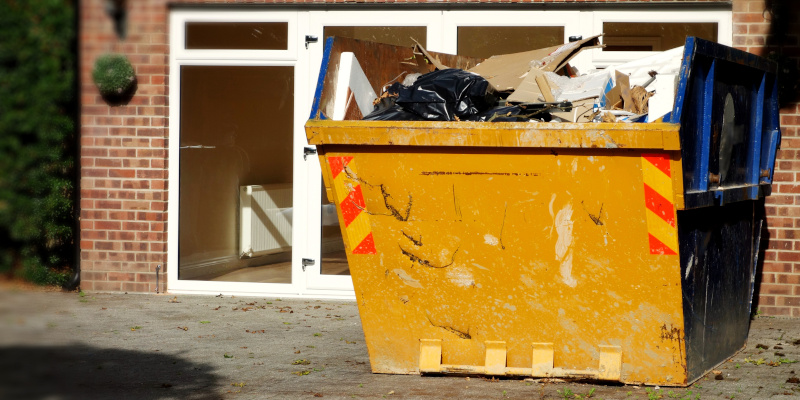 Make Cleanup Easy with Dumpster Rentals