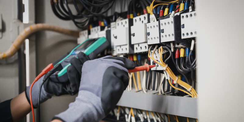 4 Important Safety Tips for Electricity and Electrical Controls
